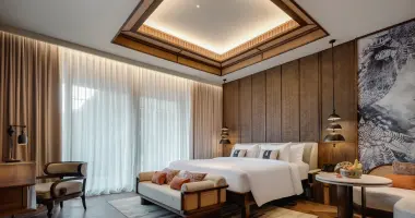 Tropical Suite